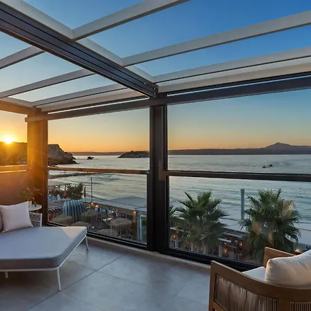 Apartament Seagull Luxury Next To The Sea - By Apokornas *